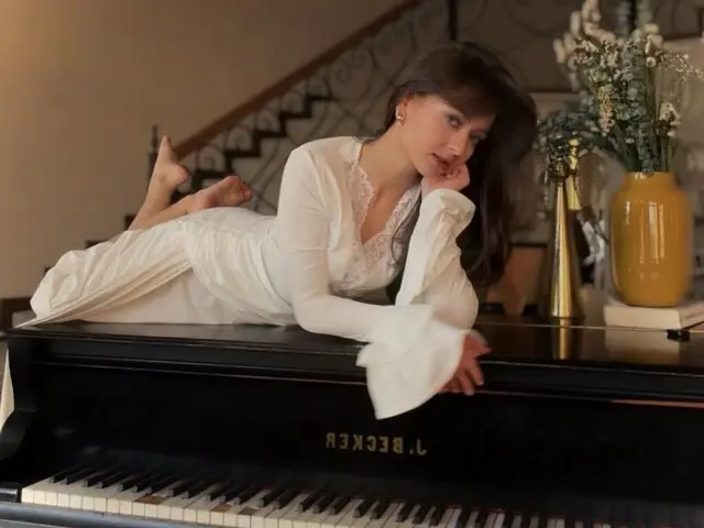 EmelyBeynar Porn Profile