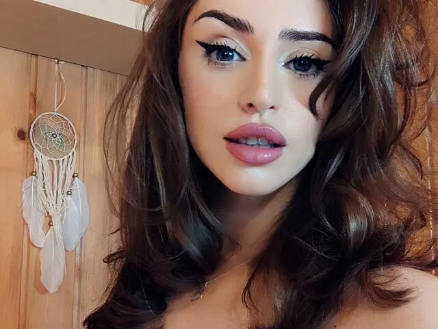 LeilaNoire Porn Profile